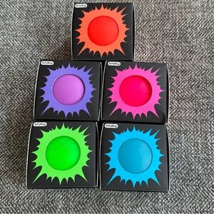 Needoh Schylling Glow in the dark - Lot of 5 (Orange, Pink, Purple, Green, Blue)